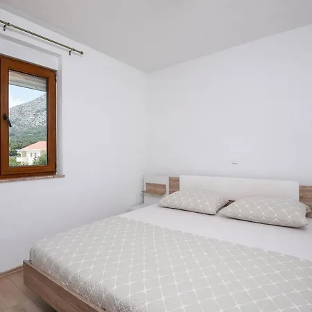 Lidija Apartment *