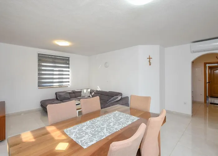 아파트 Lidija 오레비츠